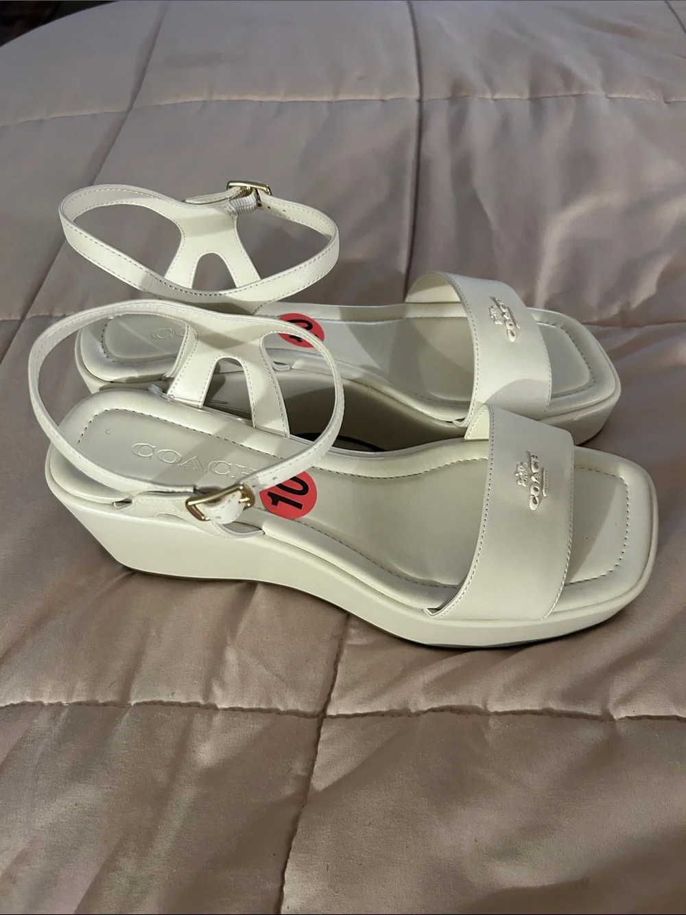 NWOT Women’s Coach Gale Wedge Sandal | Chalk Leather